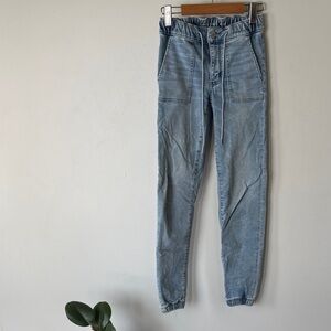 American Eagle Light Wash Jeggings Jogger Style Size 00 Super Stretch